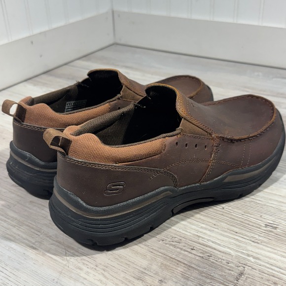 Skechers 66146 Relaxed Fit Expended Seveno Leather Slip On Shoes Men Size US 9 main image 5